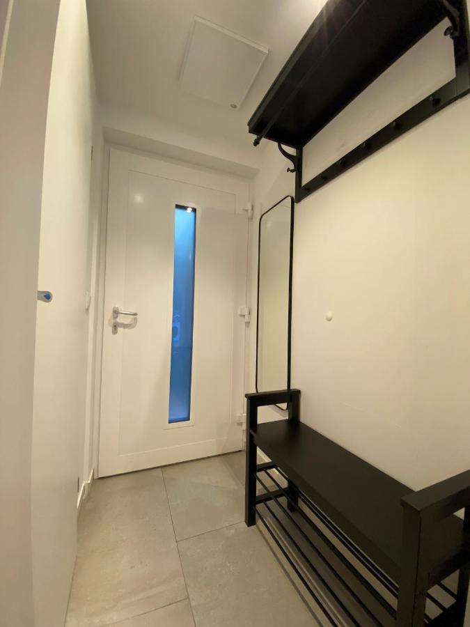 Charming Townhouse Directly By Metro Appartamento Vienna Esterno foto